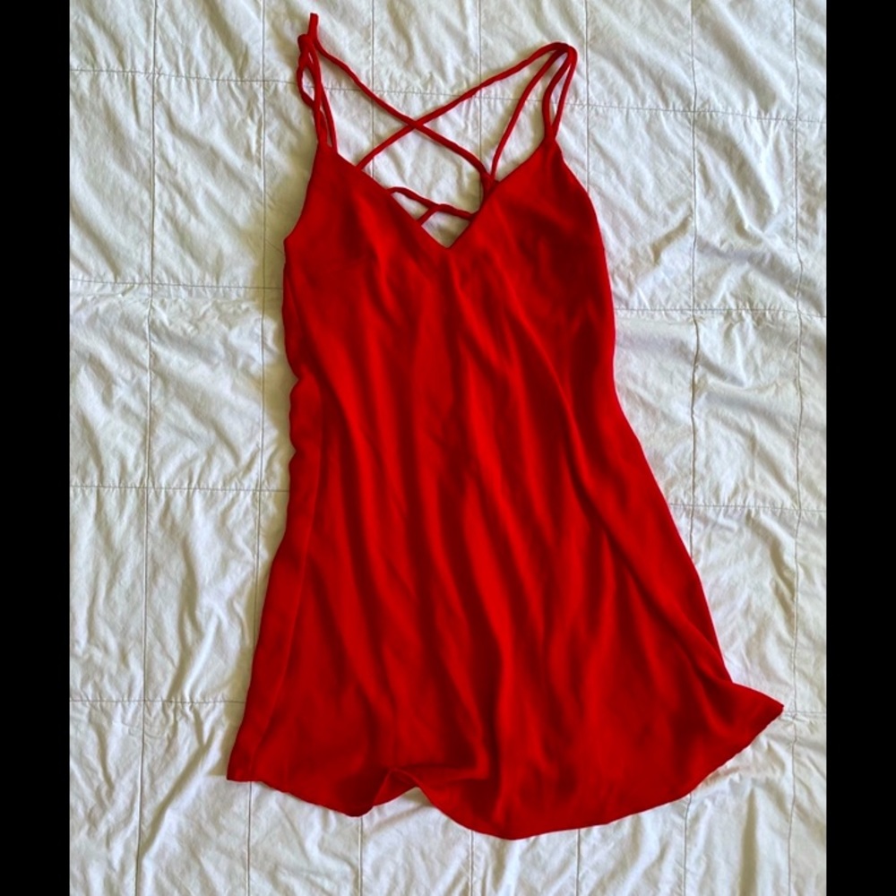 Basic “little red dress” ⭐️